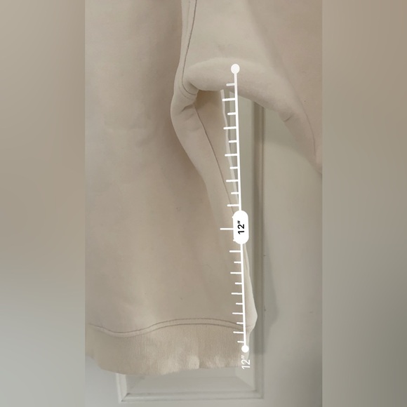 BAILEY ROSE Good Luck Horseshoe embroidered sweatshirt in Cream and Brown - Picture 11 of 12